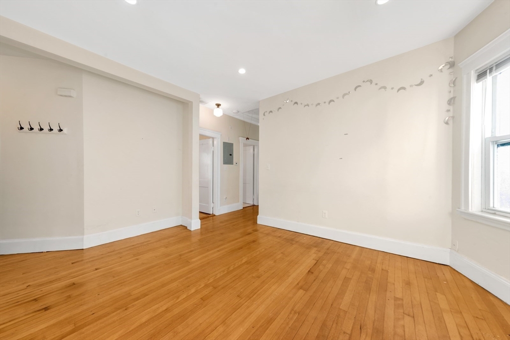 299-301 Alewife Brook Pkwy #2, Somerville, MA Photo #12