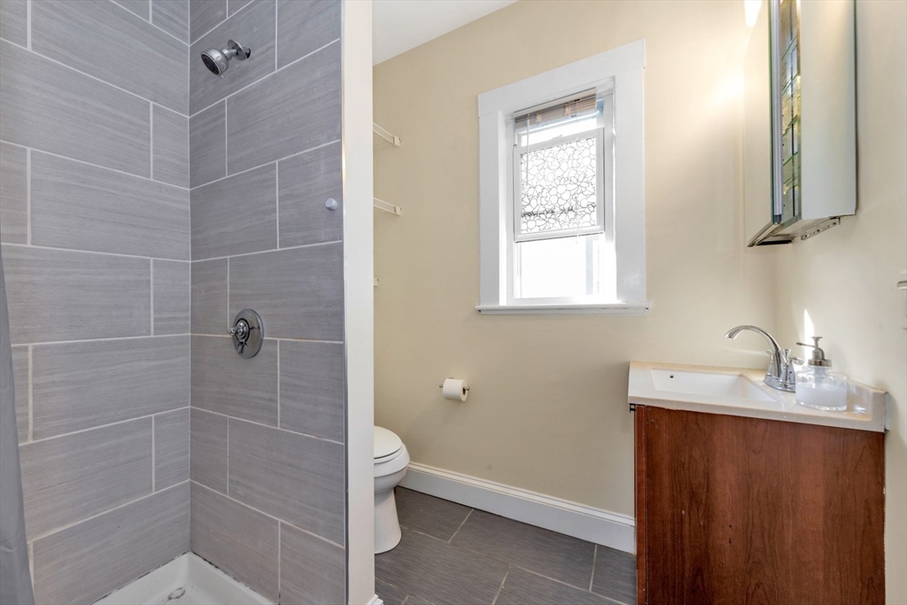 299-301 Alewife Brook Pkwy #2, Somerville, MA Photo #13