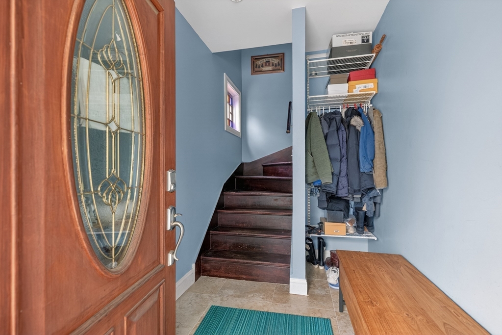 18 Vincent Ave 18