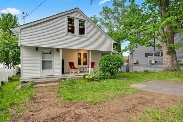 5 1/2 W Sutton Rd