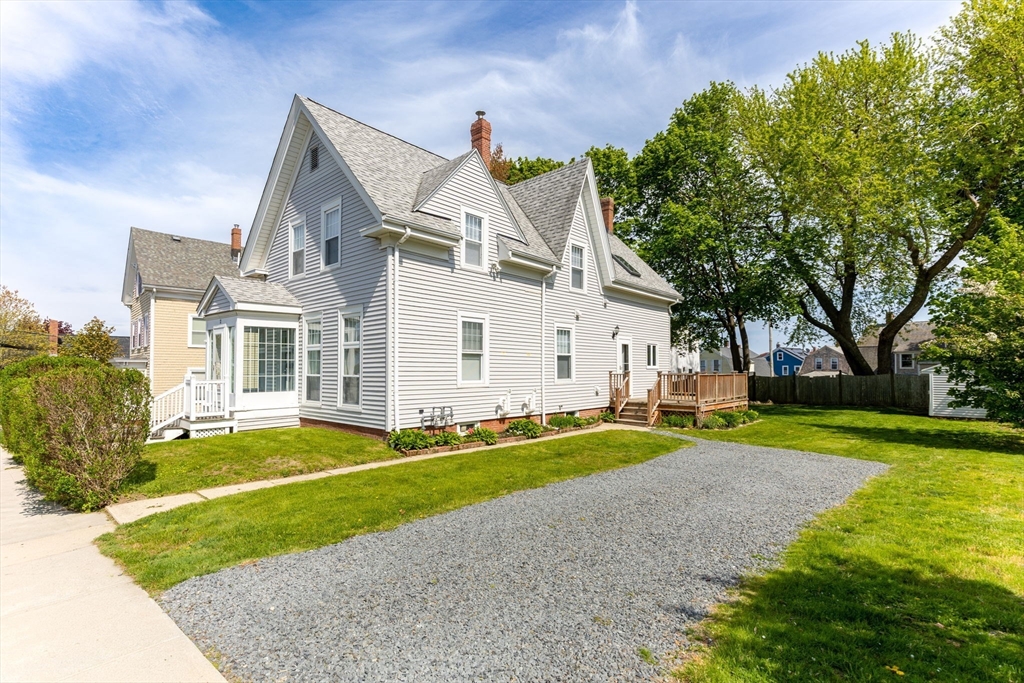 17 Lothrop St, Plymouth, MA Photo #2