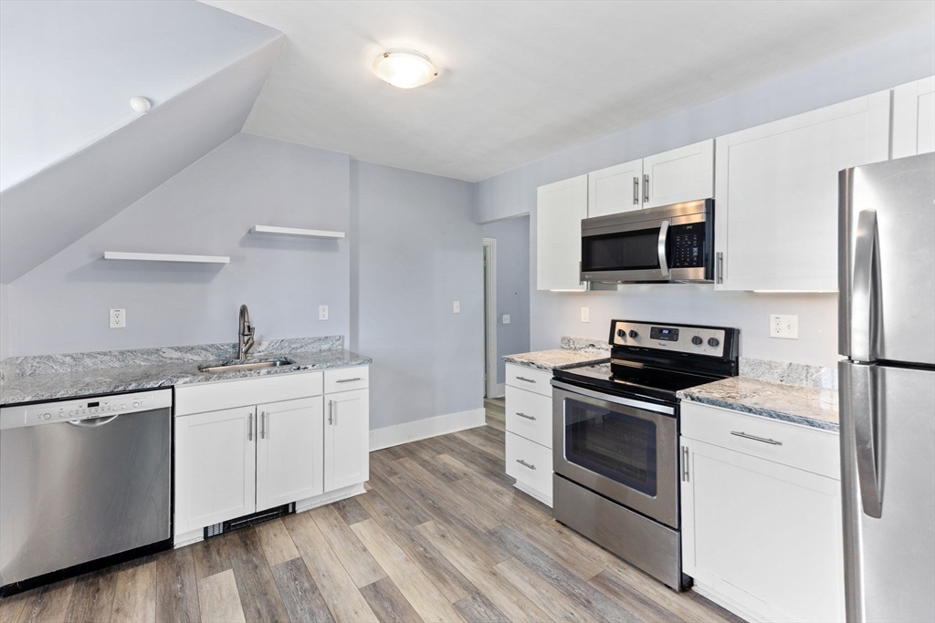 17 Lothrop St, Plymouth, MA Photo #24
