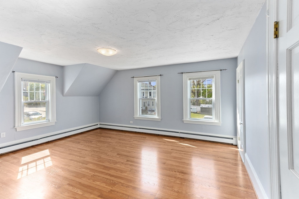 17 Lothrop St, Plymouth, MA Photo #22
