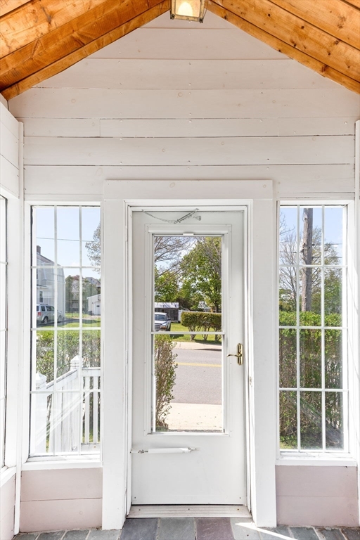 17 Lothrop St, Plymouth, MA Photo #3