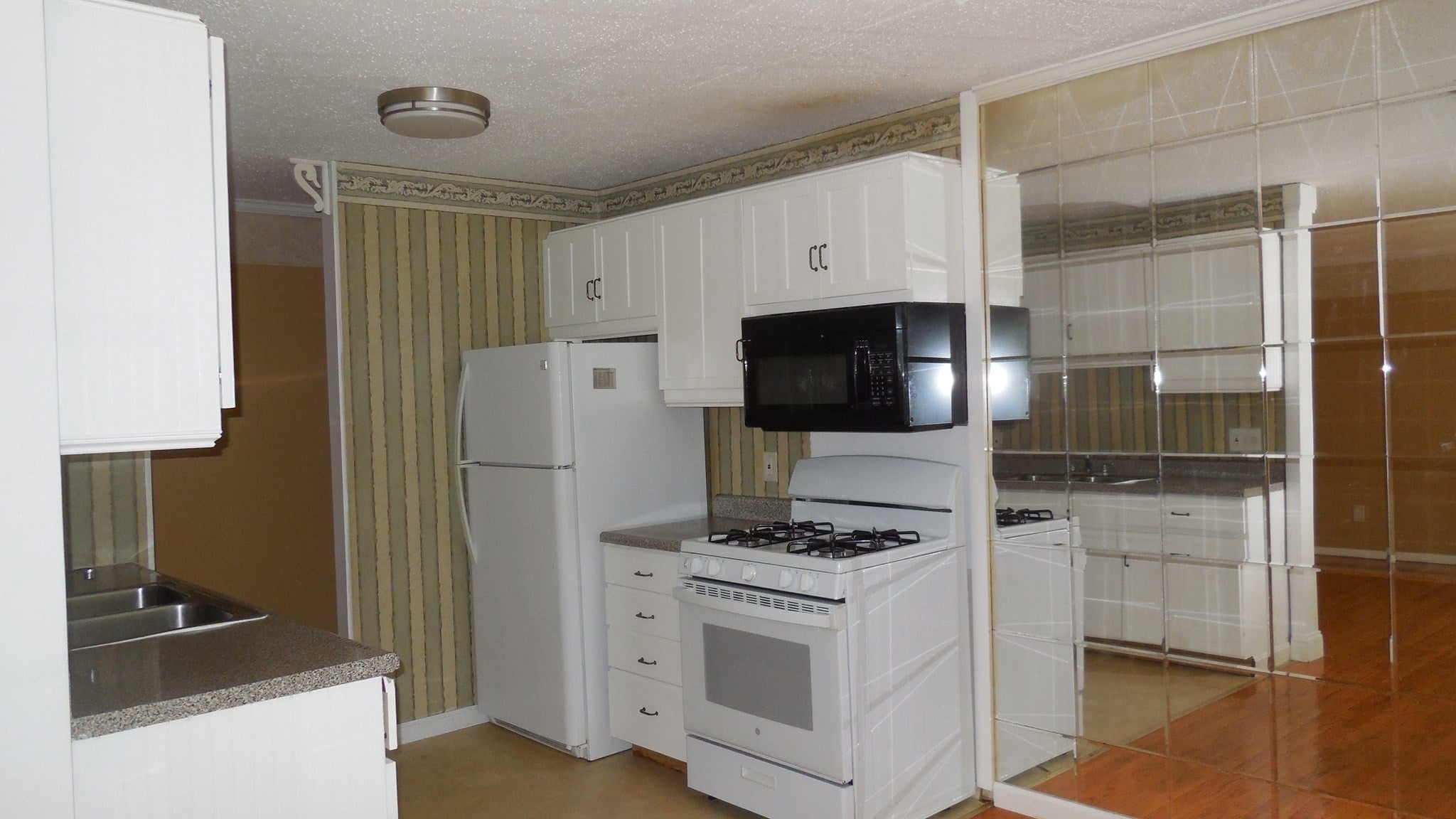 261 Regency Park Dr #261, Agawam, MA Photo #3