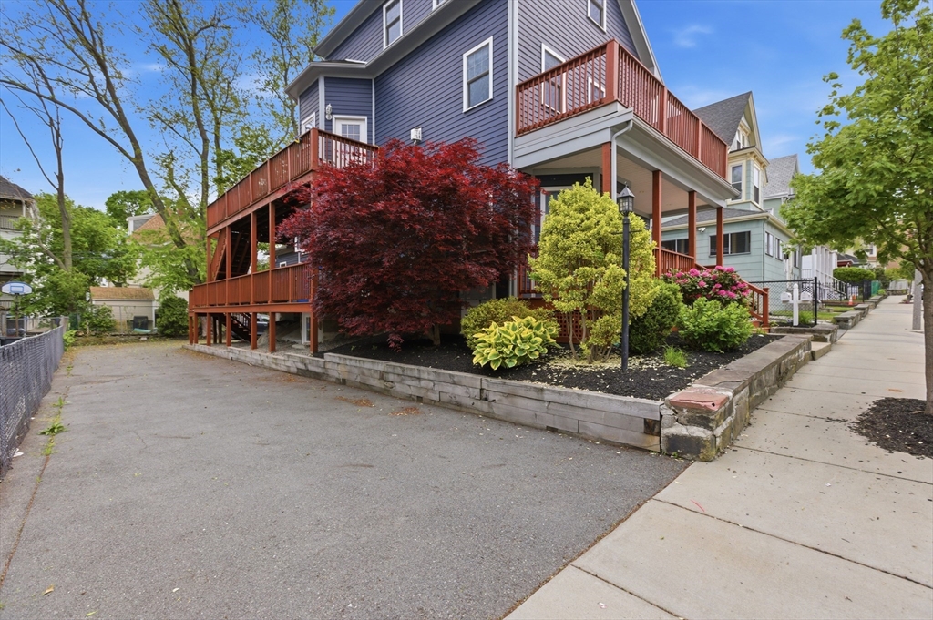 16 Wyoming St #2, Boston, MA Photo #28