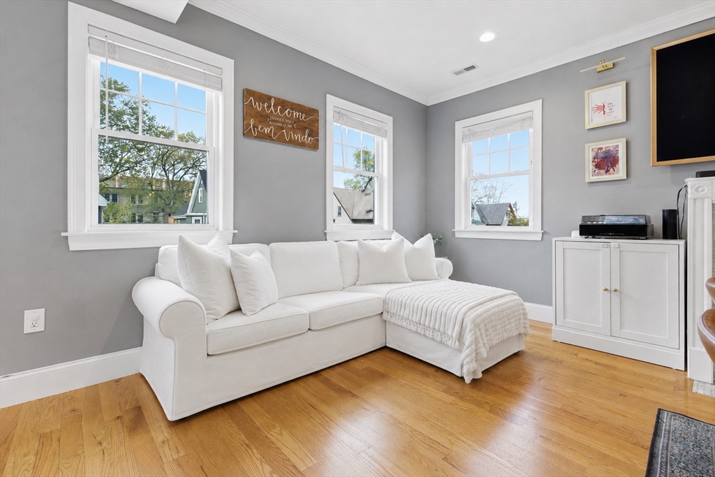16 Wyoming St #2, Boston, MA Photo #8