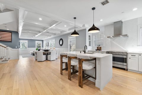 613 E 6th St 3 Boston MA 02127