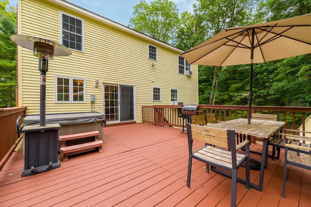 65 E Brimfield Rd