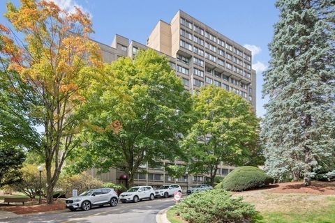 Photo of 250 Hammond Pond Parkway #1111S, Newton, MA 02467 (MLS # 73487422)