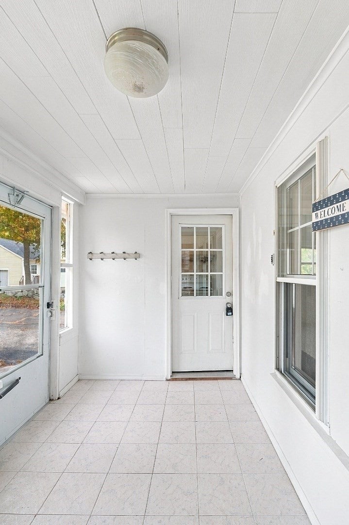 269 Pond Street