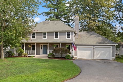 3 Lakeside Ave Hudson MA 01749