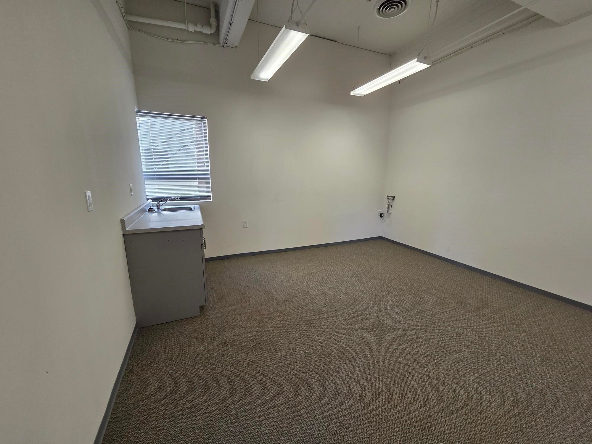 38 Montvale Avenue 280