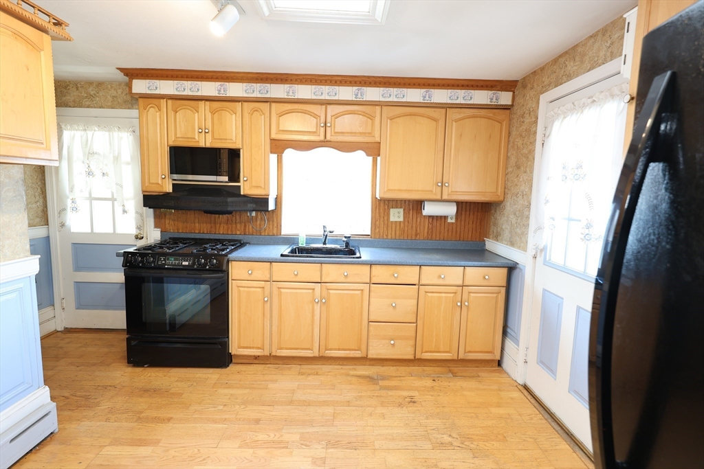 200 Seymour Street, New Bedford, MA Photo #9