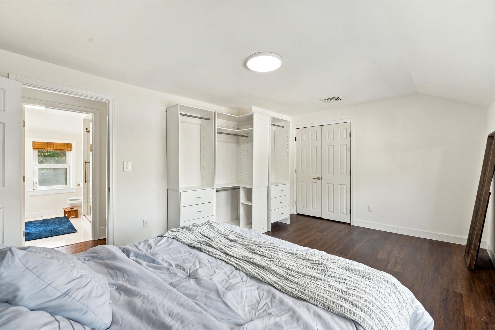 8 Wright Ct, Kingston, MA Photo #12
