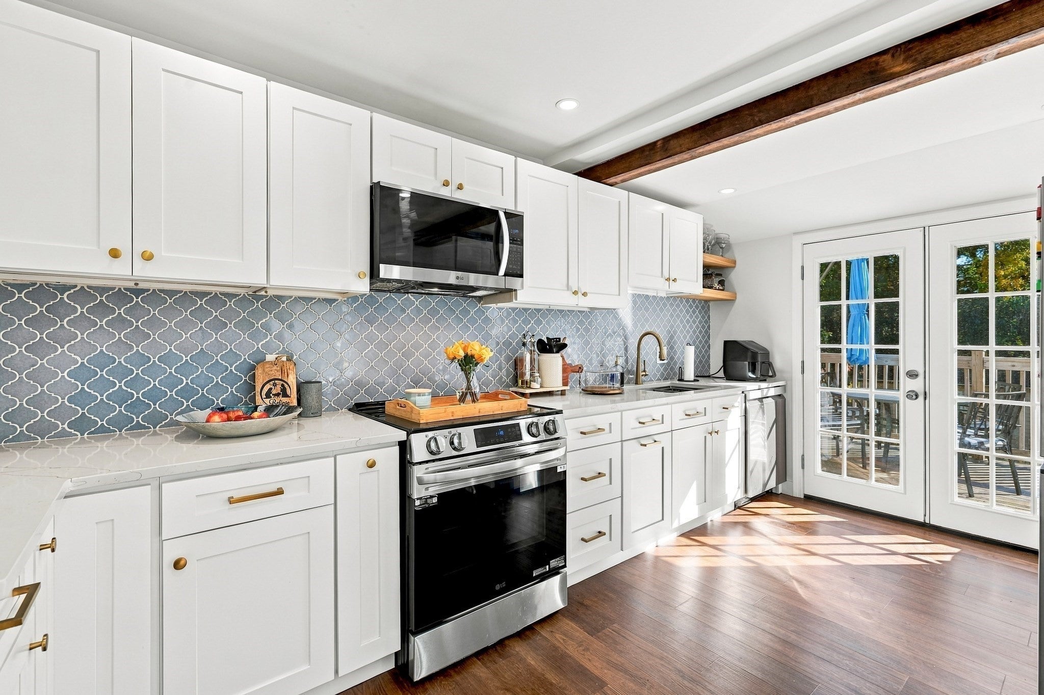 8 Wright Ct, Kingston, MA Photo #9