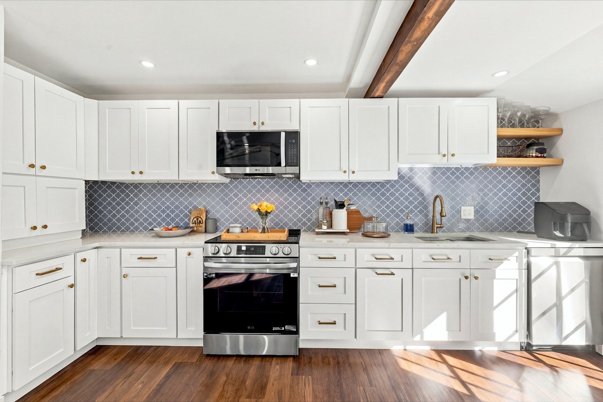 8 Wright Ct, Kingston, MA Photo #5