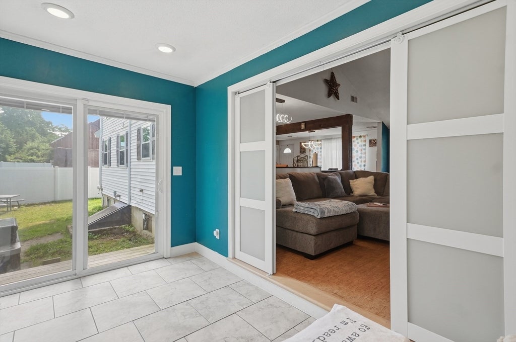 55 New Caster Drive, Lowell, MA, 55 New Caster Drive, Lowell, MA Photo #16