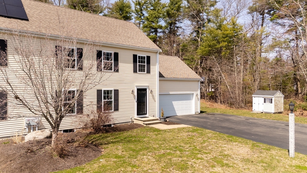 391 Franklin St 1