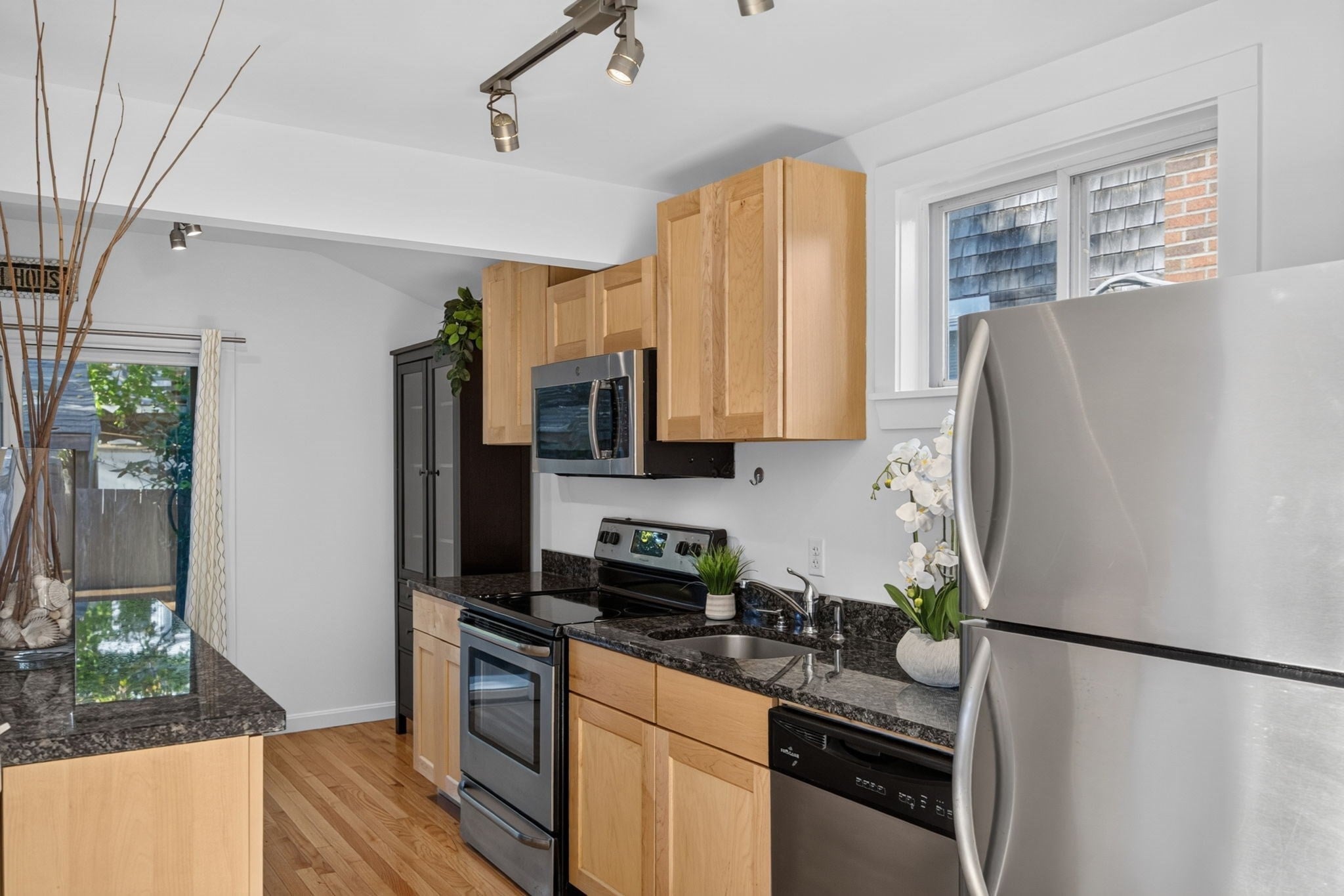29 Alden Street Unit 6, Provincetown, MA Photo #5
