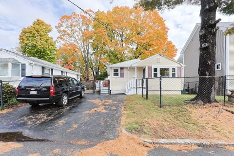 17 Mokema Ave Waltham MA 02451