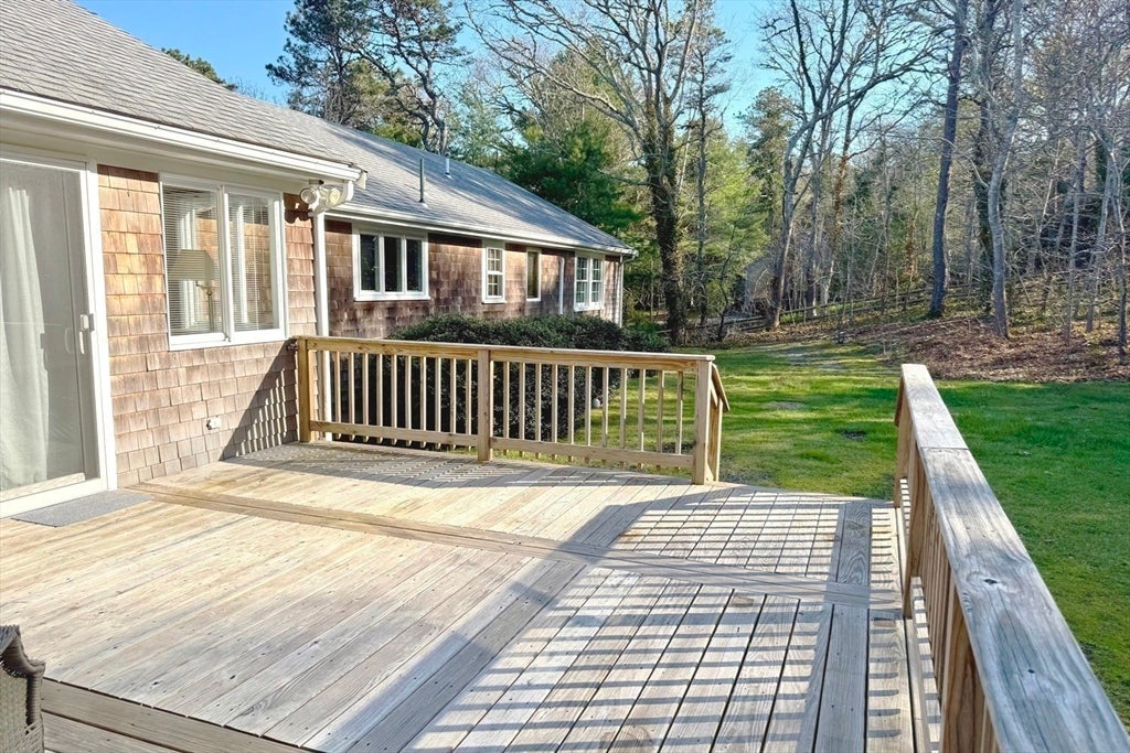 61 Oak Hill Rd