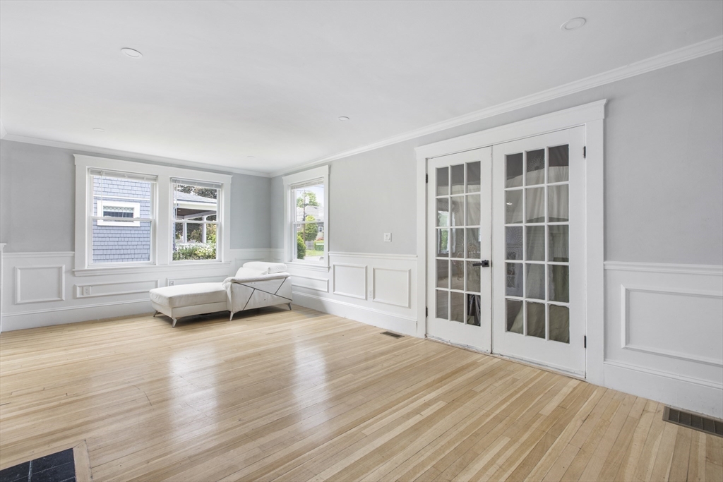 39 Pond St