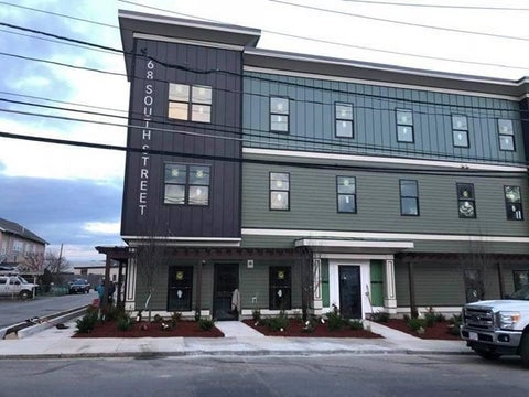 Photo of 68 South ST #302, Framingham, MA 01702 (MLS # 73543297)