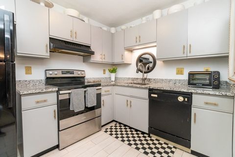 Photo of 50 Watertown Street #110, Watertown, MA 02472 (MLS # 73476344)