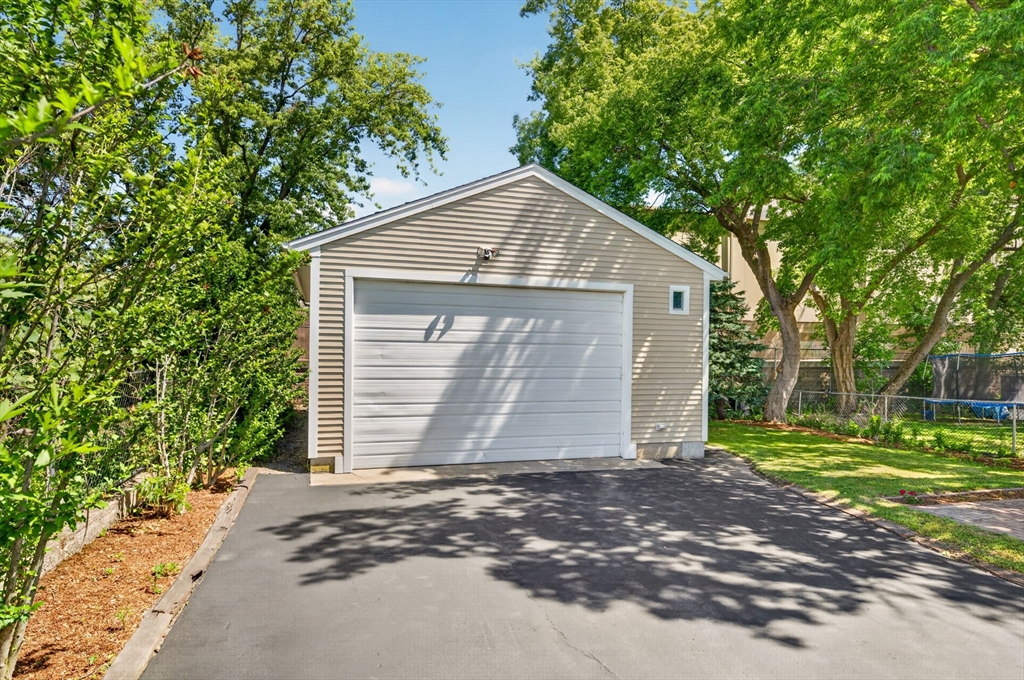 81 Sylvia Street