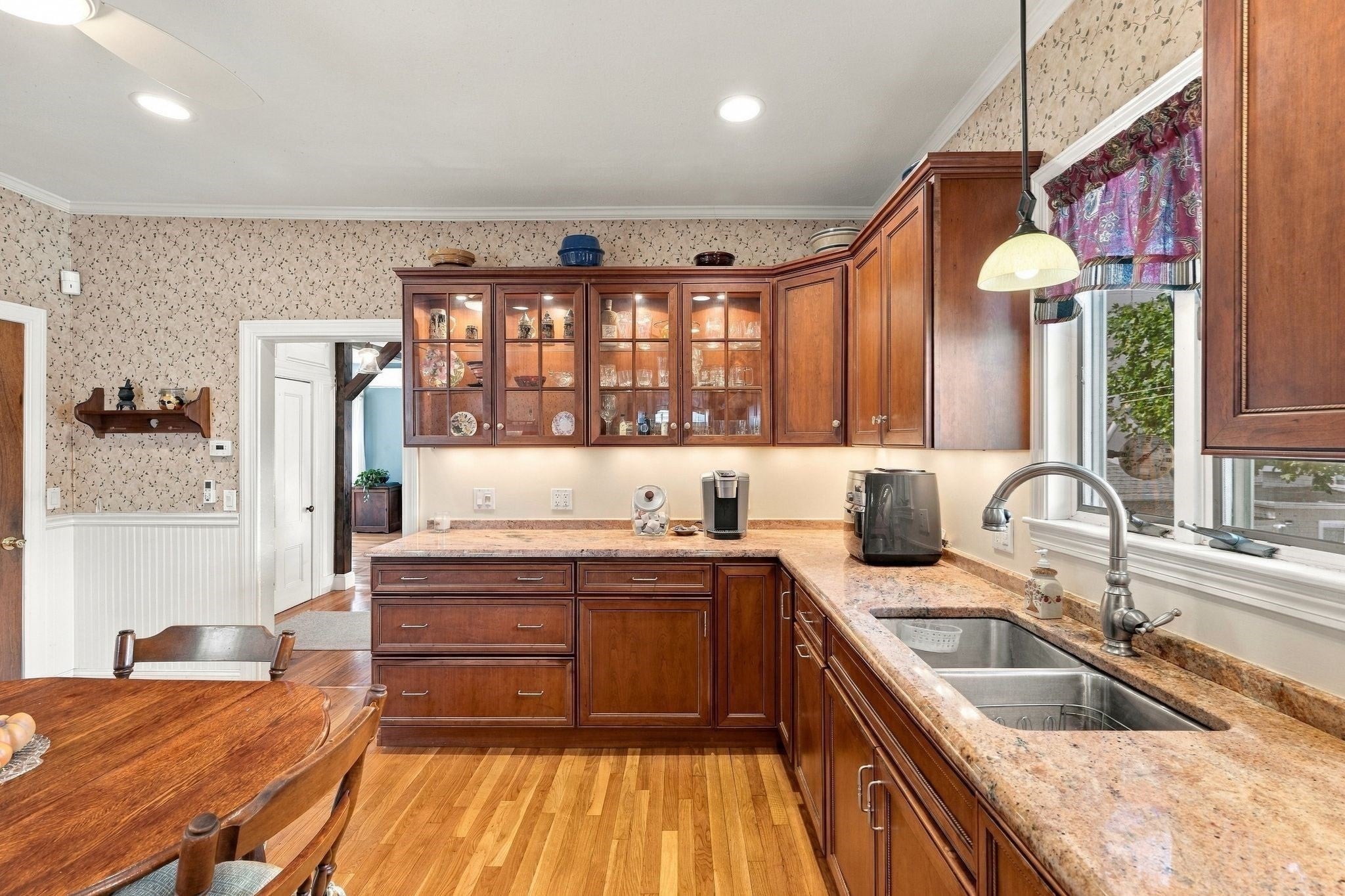 16 Churchill Place, Lynn, MA, 16 Churchill Place, Lynn, MA Photo #6