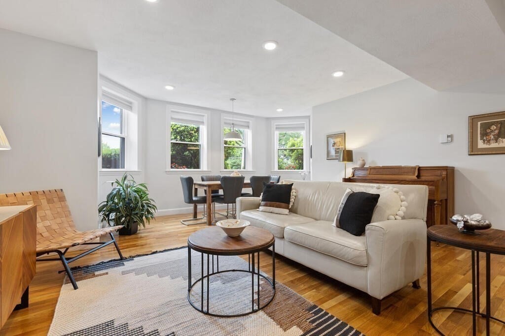 115 Washington ST #1B, Winchester, MA, 115 Washington ST #1B, Winchester, MA Photo #3