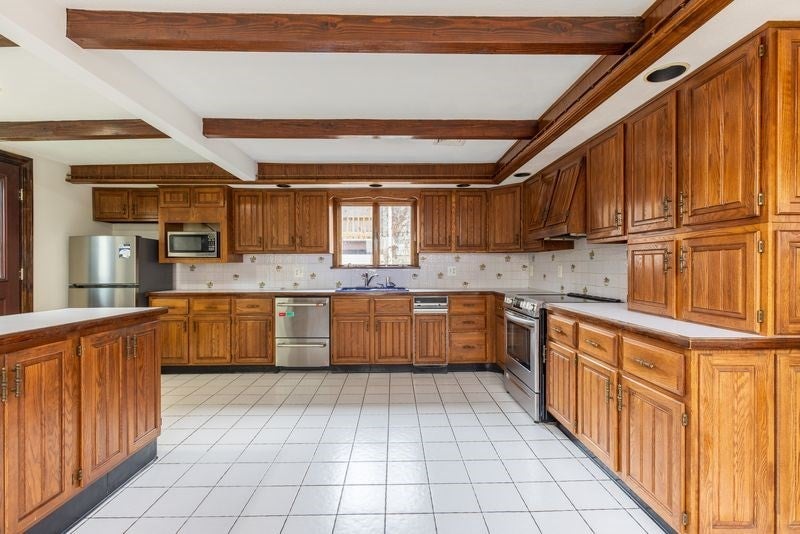 35 Villa Ave, Everett, MA, 35 Villa Ave, Everett, MA Photo #9