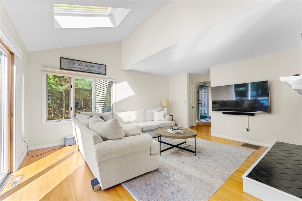 32 Pemberton St C