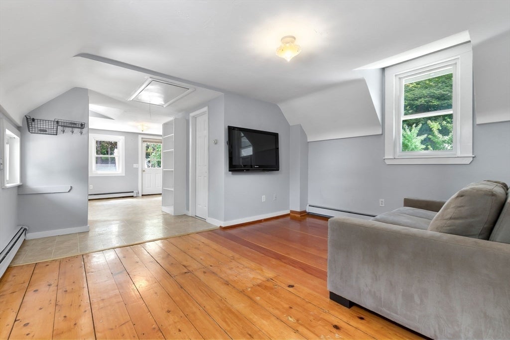 6 Pew Ave, Gloucester, MA, 6 Pew Ave, Gloucester, MA Photo #37
