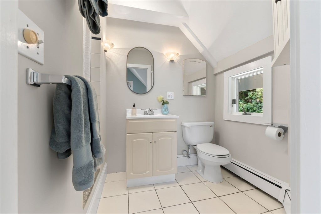 6 Pew Ave, Gloucester, MA, 6 Pew Ave, Gloucester, MA Photo #26