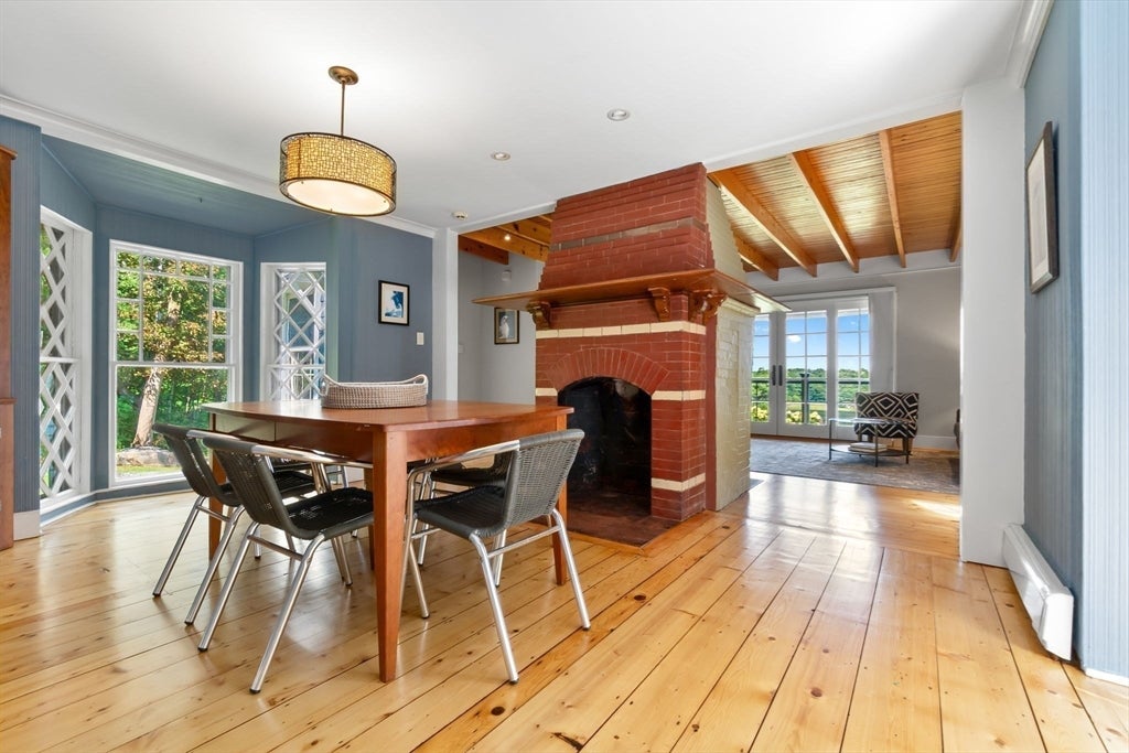 6 Pew Ave, Gloucester, MA, 6 Pew Ave, Gloucester, MA Photo #12