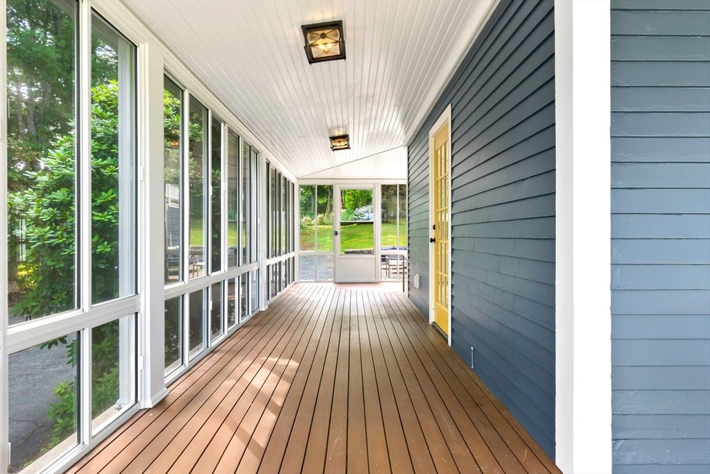 6 Pew Ave, Gloucester, MA, 6 Pew Ave, Gloucester, MA Photo #8