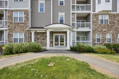 Photo of 3103 Peters Farm Way #103, Westborough, MA 01581 (MLS # 73526470)