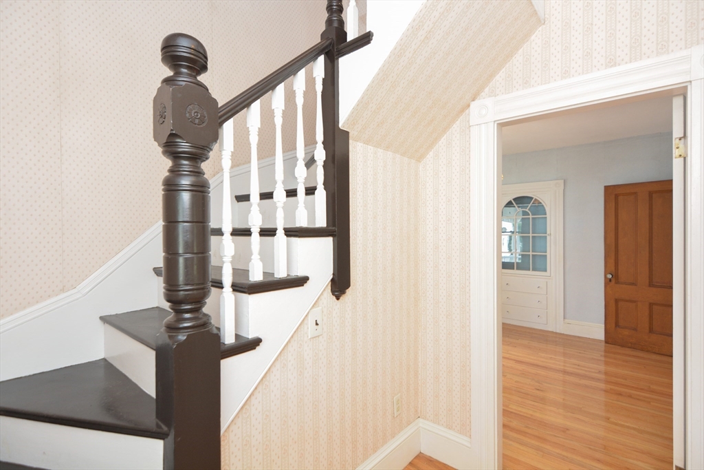 Peabody, Massachusetts 01960, United States, 3 Bedrooms Bedrooms, ,1 BathroomBathrooms,Residential,Pending,152017