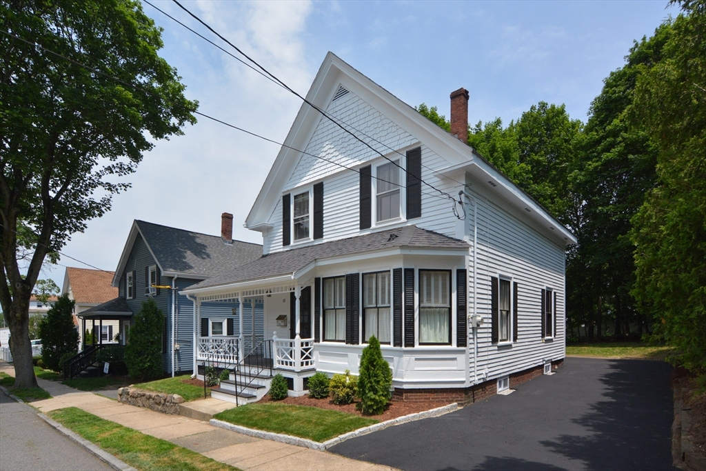 10 Hourihan St