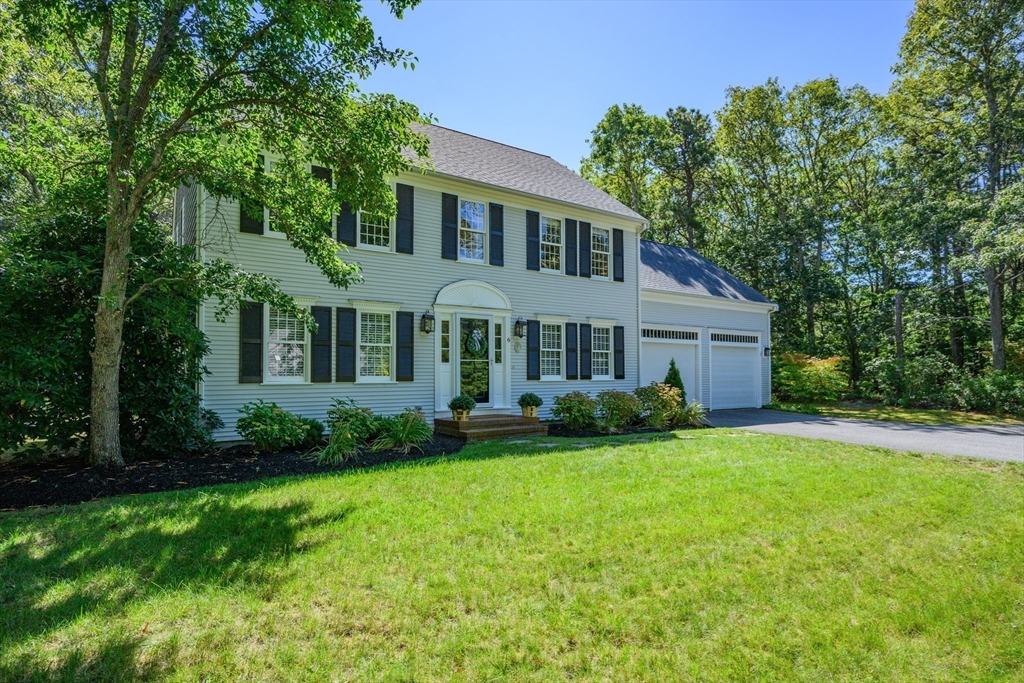 6 Nimble Hill Dr