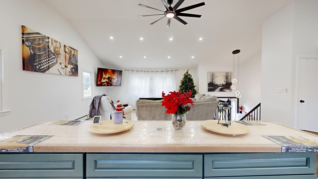 50 Cross St & 0 Cross (Rear)