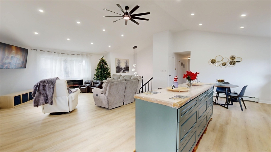 50 Cross St & 0 Cross (Rear)