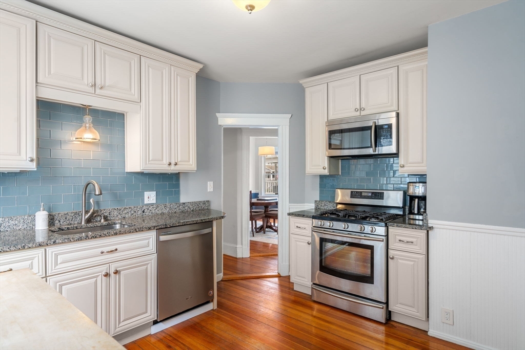 138 Tyndale St 1
