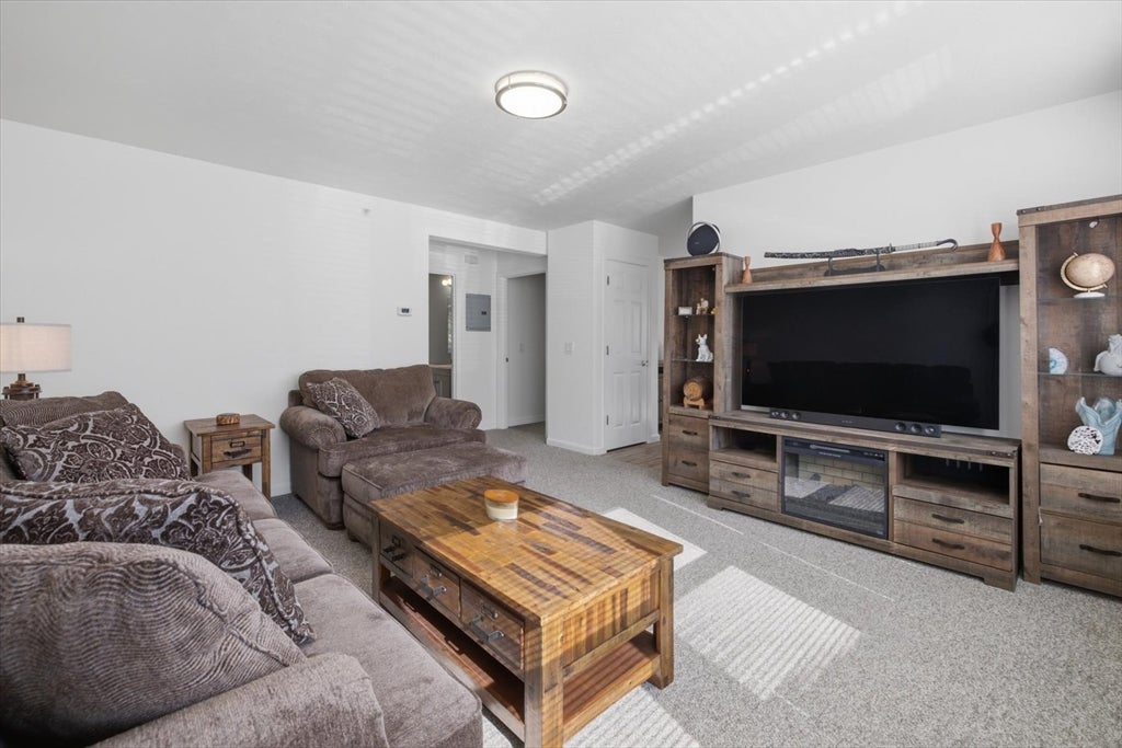 6 Warsaw Ave #2, Dudley, MA Photo #9
