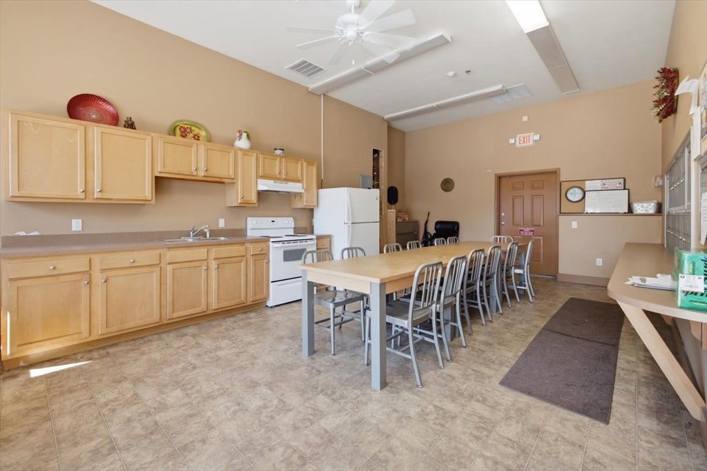 6 Warsaw Ave #2, Dudley, MA Photo #23