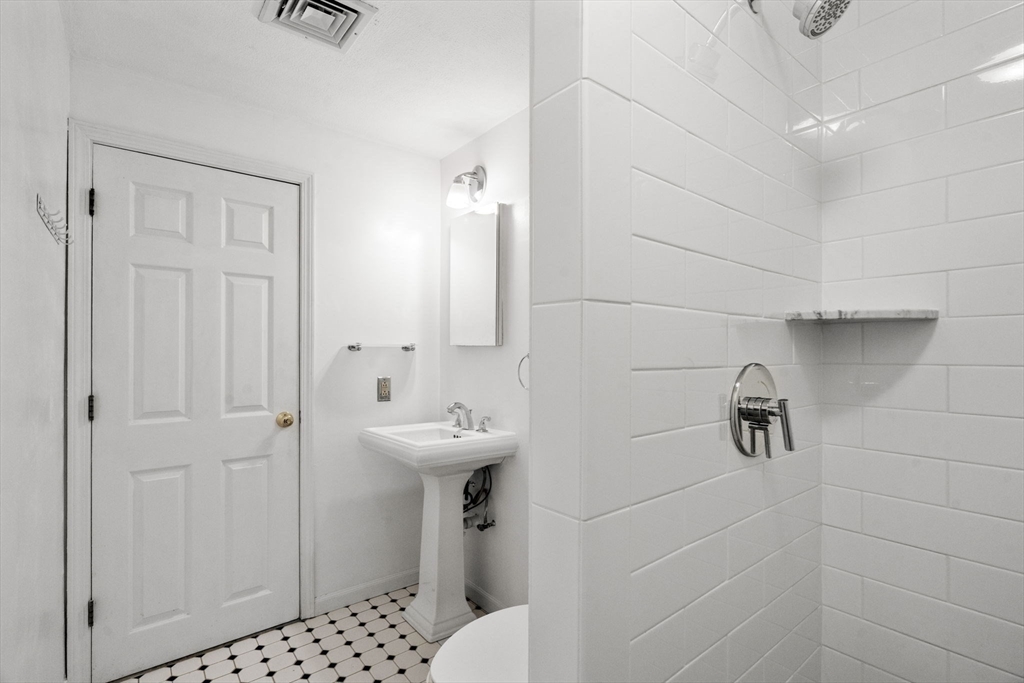 24 South St #4, Medford, MA Photo #14