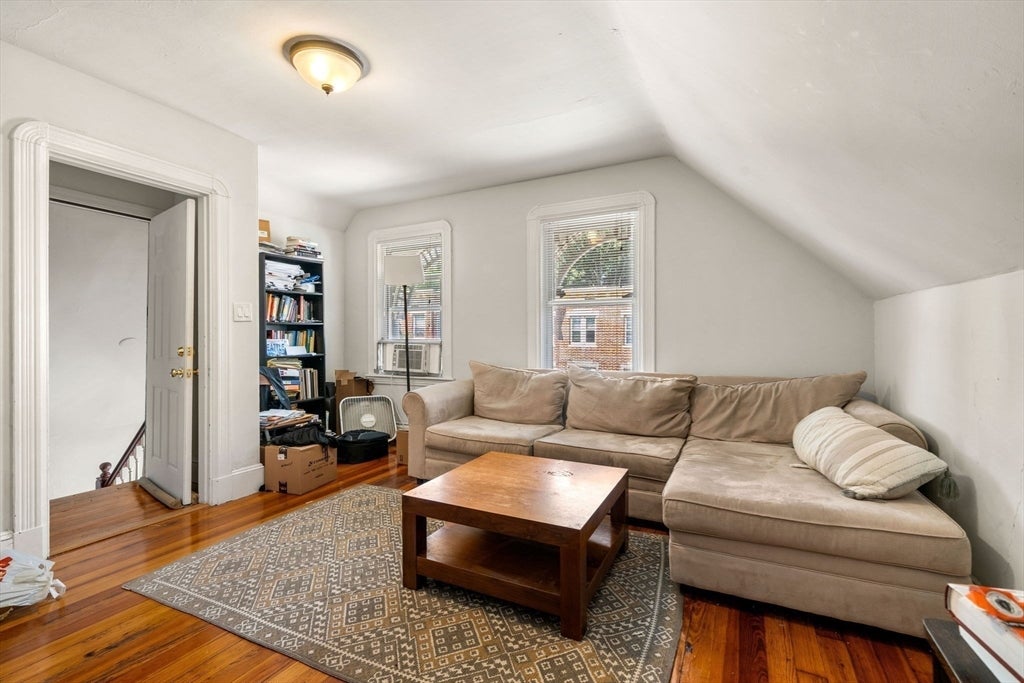 106 Harrishof St, Boston, MA, 106 Harrishof St, Boston, MA Photo #22