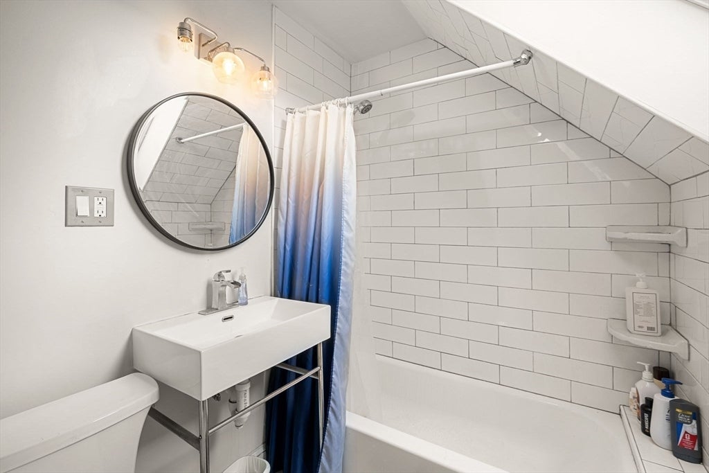 106 Harrishof St, Boston, MA, 106 Harrishof St, Boston, MA Photo #25